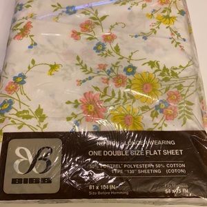 VINTAGE new double bed sheet - flat